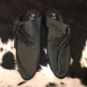 Matisse Footwear Arabian mules